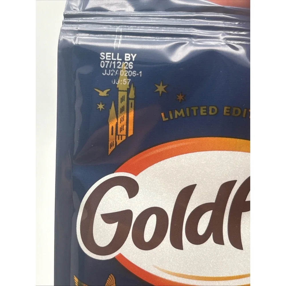 Goldfish Harry Potter Butterbeer Butterscotch Flavored Baked Grahams, 6.1 oz Bag
